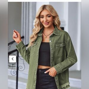 Zeagoo Women's Brown Stretchy Brown Jean Jacket. NWT